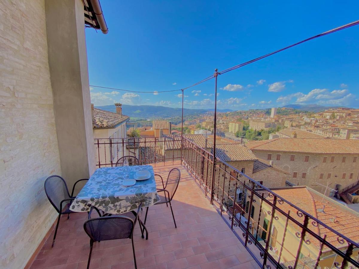 Case Baldelli La Terrazza Perugia Bagian luar foto