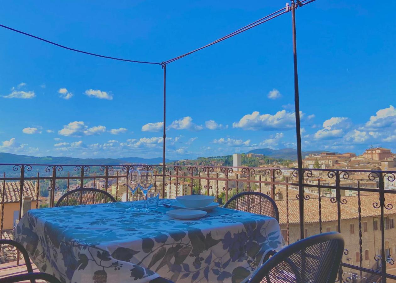 Case Baldelli La Terrazza Perugia Bagian luar foto